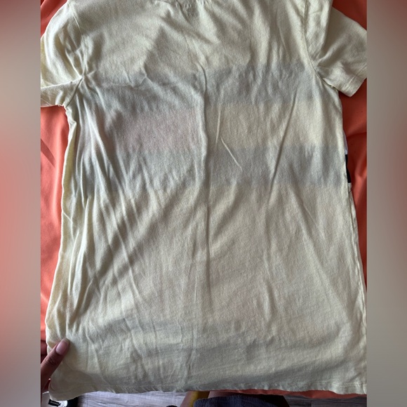 Tommy Hilfigher Tee - Picture 3 of 3